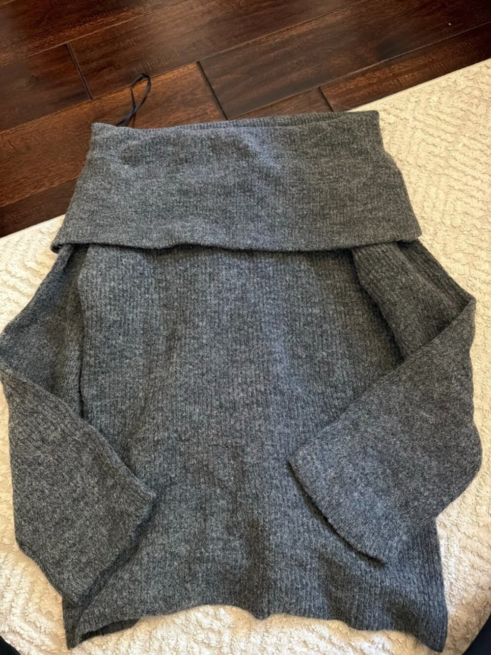 H&M Gray Off the Shoulder Sweater Size XS